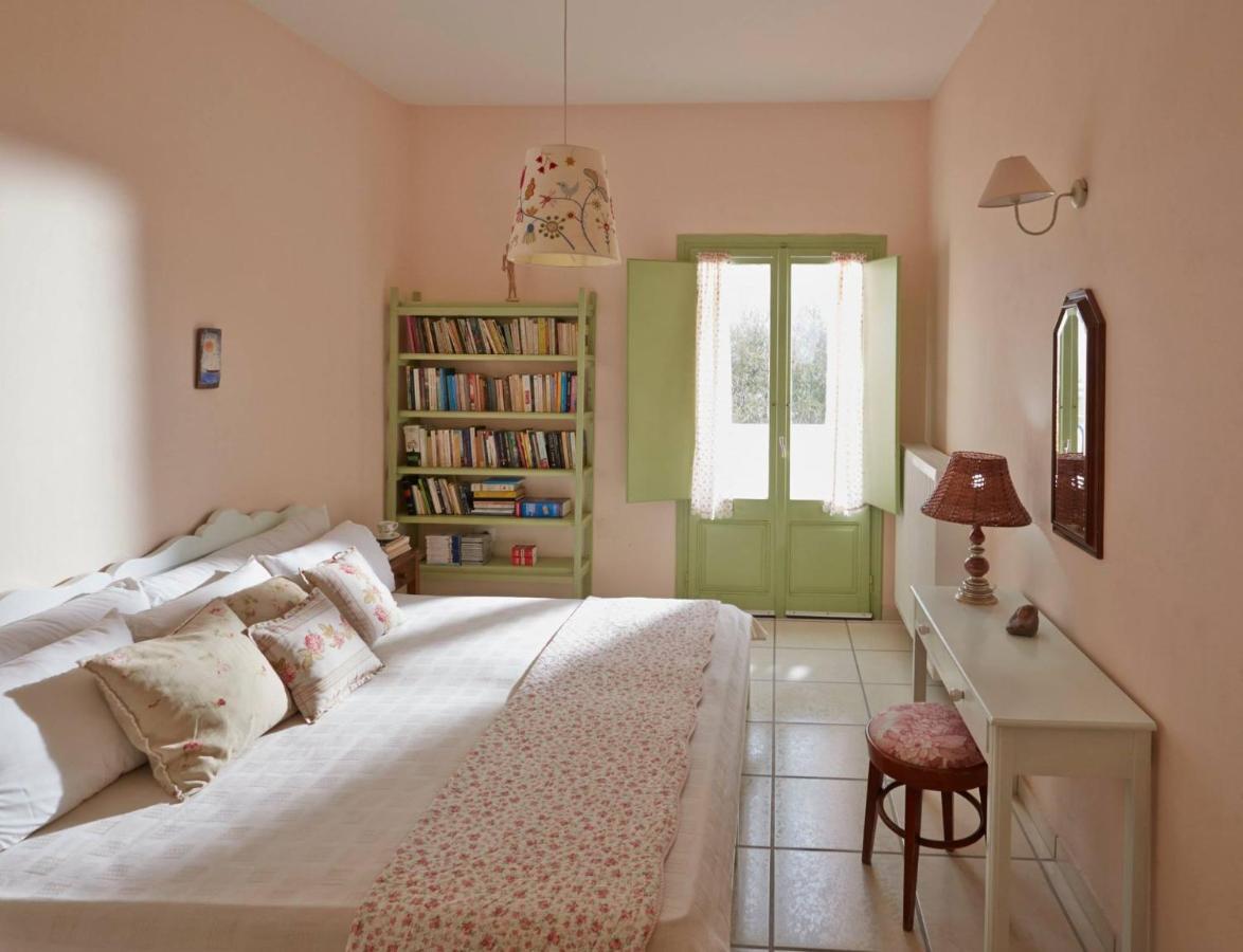 Flower And Crafts - The Eco Nature House Monólithos Exterior photo