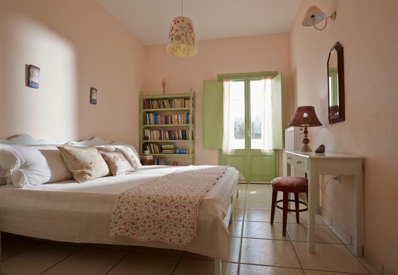 Flower And Crafts - The Eco Nature House Monólithos Exterior photo
